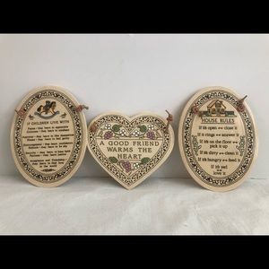 GENIUNE TRINITY POTTERY WISCONSIN PLAQUE